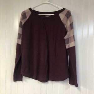 Maurices Plaid Waffle Knit Sleeve Burgundy Women's Top Large Fall